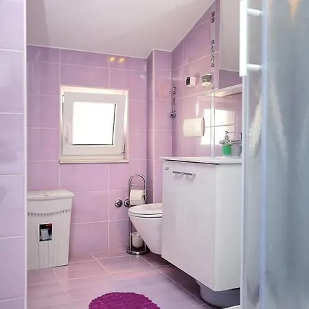 Studio Zecevo Rtic 10400a Apartamento