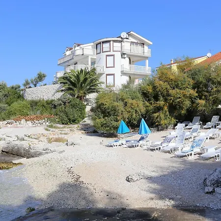 Studio Zecevo Rtic 10400a