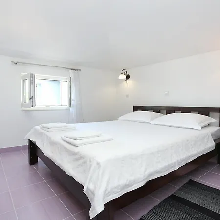 Studio Zecevo Rtic 10400a Rogoznica (Sibenik-Knin)
